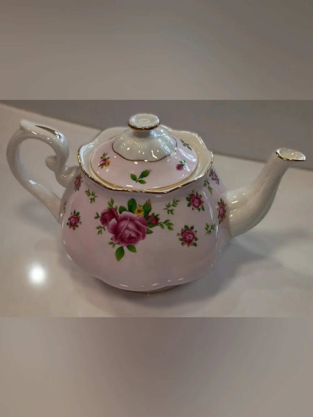 Royal Albert retail box